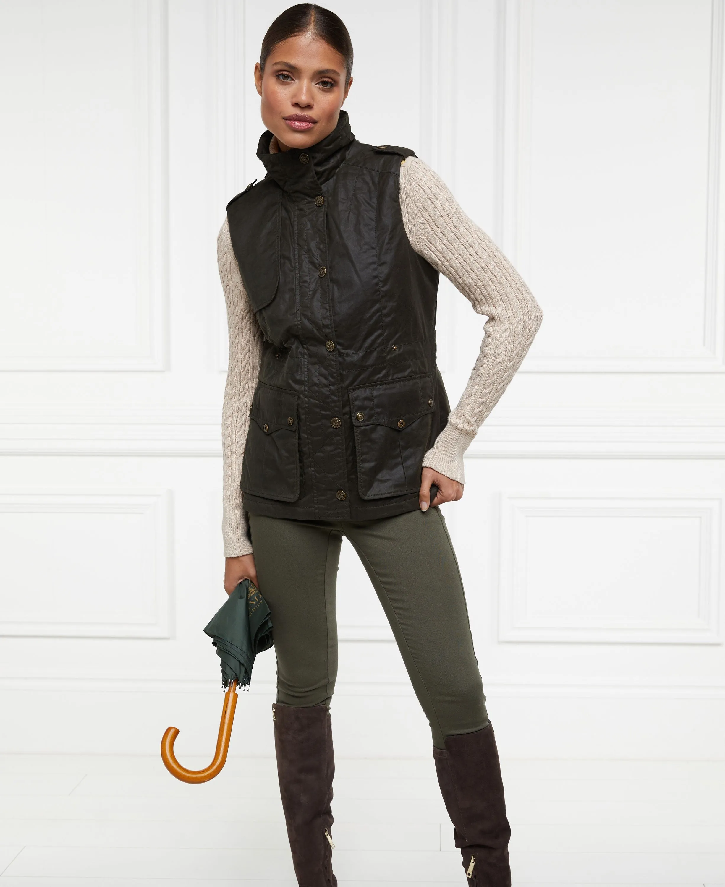 Alma Wax Gilet - Dark Olive