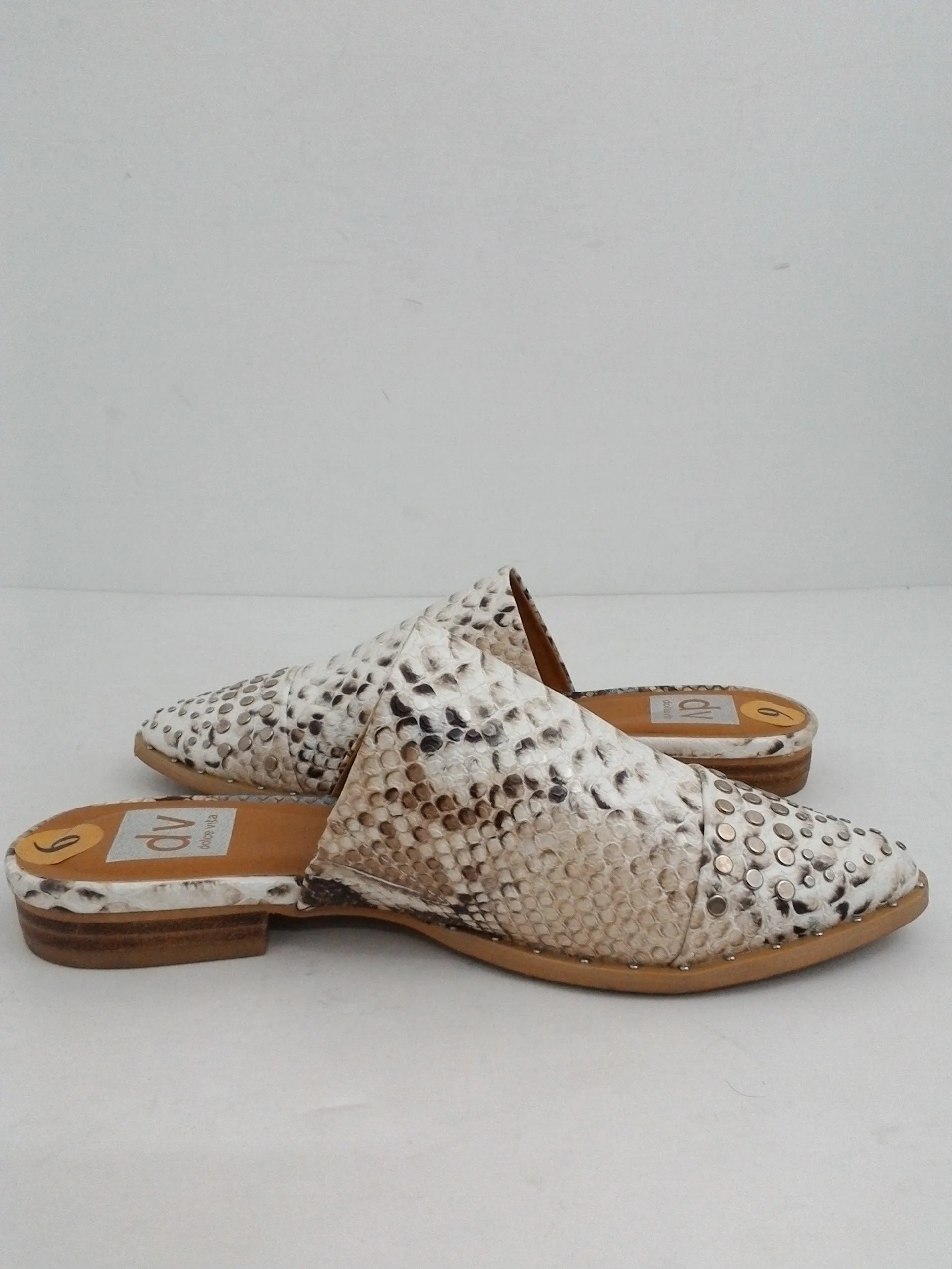 Dolce Vita Women's Itzel Beige Animal Print Loafers Size 6